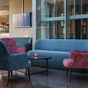 4* מלון Clarion Airport